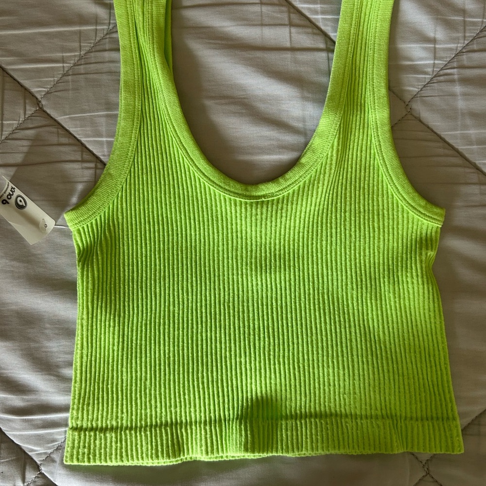 Green Ribbed Tank Top - Picture 2 of 4